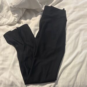 ALO Yoga Midnight Black Leggings